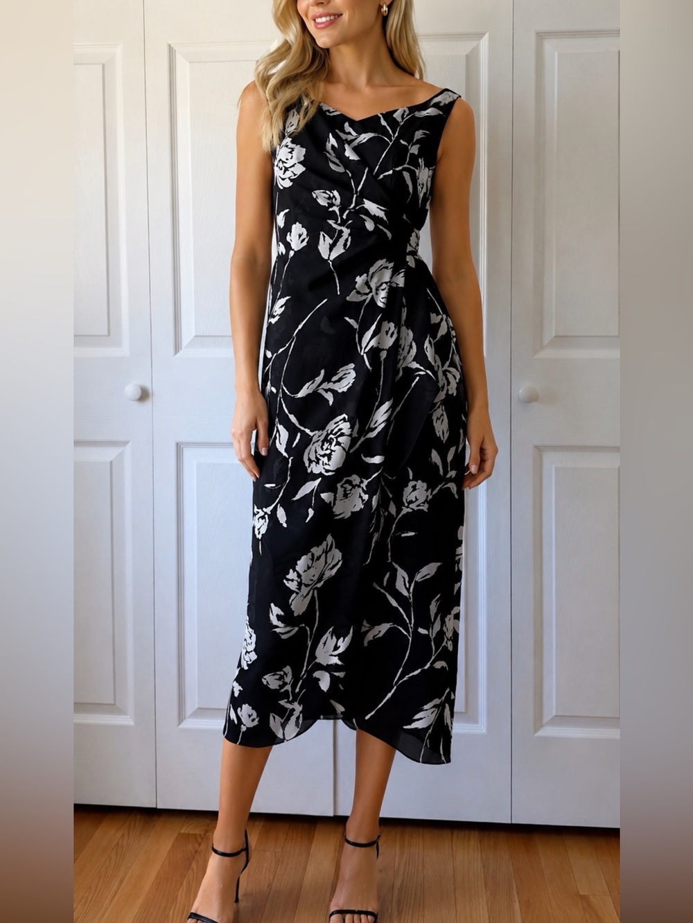 Vintage David Warren White and Black Sleeveless  Midi Dress